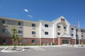 Гостиница Candlewood Suites Craig-Northwest, an IHG Hotel  Крейг